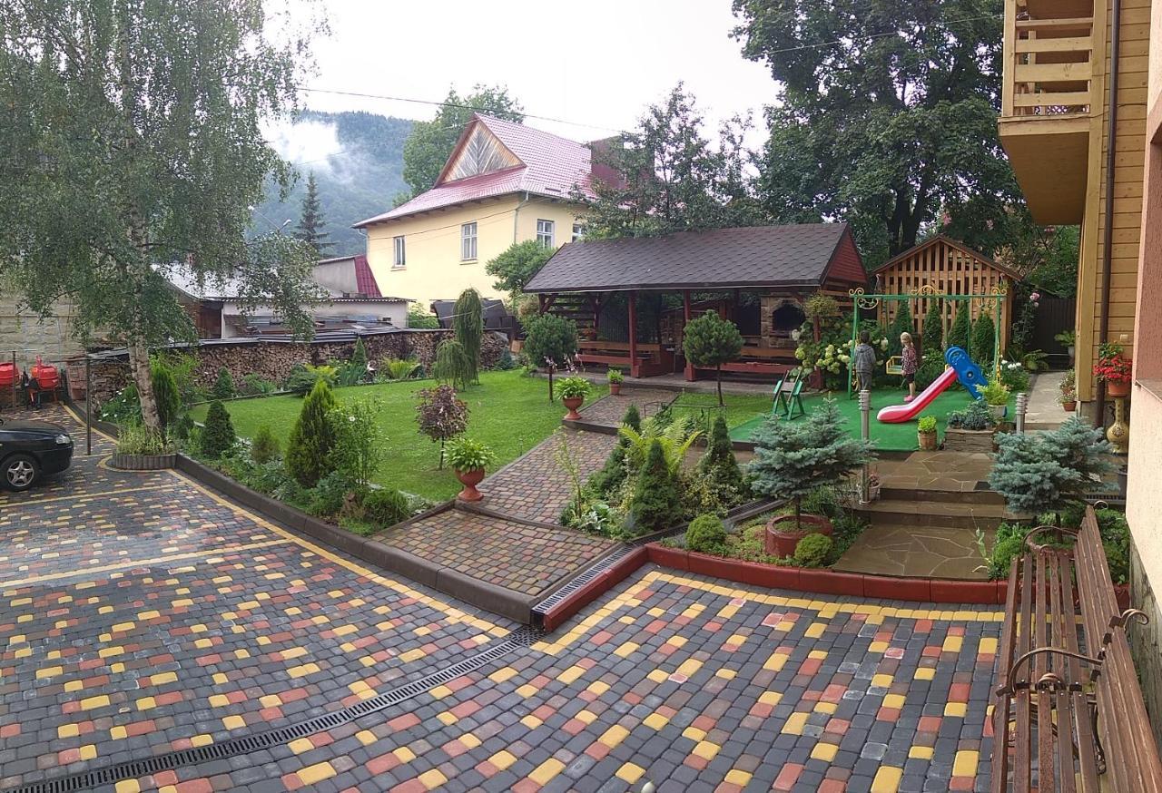 Guest House Shafran Iaremcea Exterior foto