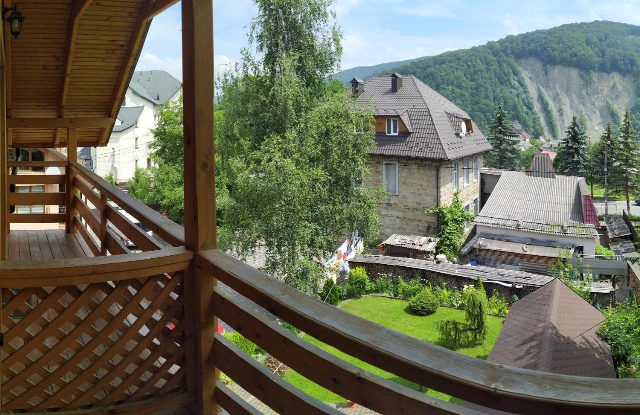 Guest House Shafran Iaremcea Exterior foto