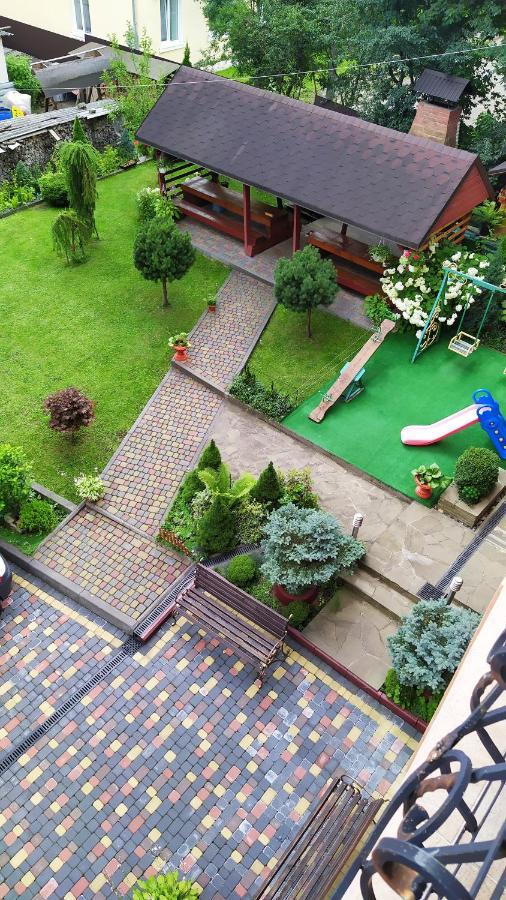 Guest House Shafran Iaremcea Exterior foto