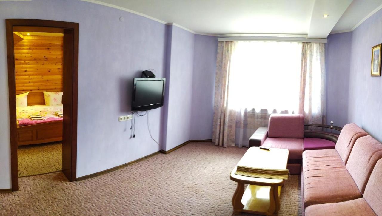 Guest House Shafran Iaremcea Exterior foto