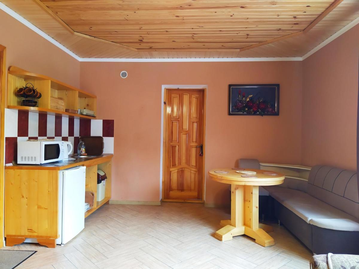 Guest House Shafran Iaremcea Exterior foto