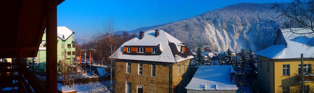 Guest House Shafran Iaremcea Exterior foto